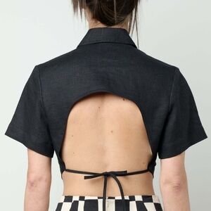 Matthew Bruch Linen Cropped Tie Back Button Up Black 2 Small Short Sleeve Top